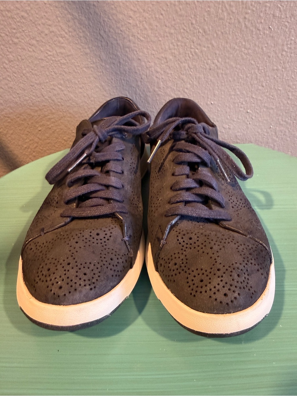 Cole Haan Navy Grandpro Rally Sneaker Paisley Perforated Navy/White Sz 8.5 | GUC - Picture 10 of 12